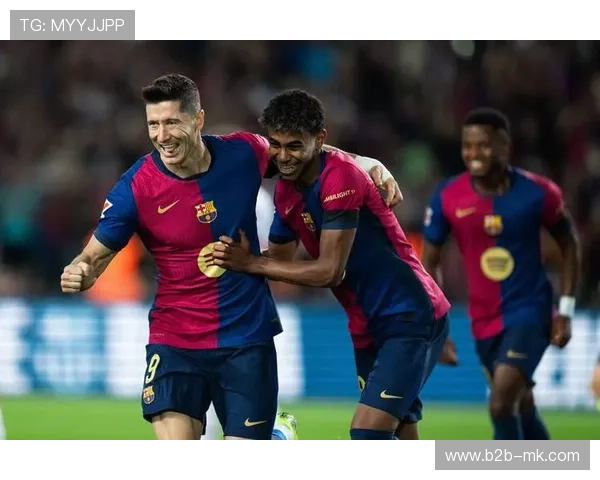 莱万闪击攻入诺坎普改建后正式比赛首球，巴萨开启新时代