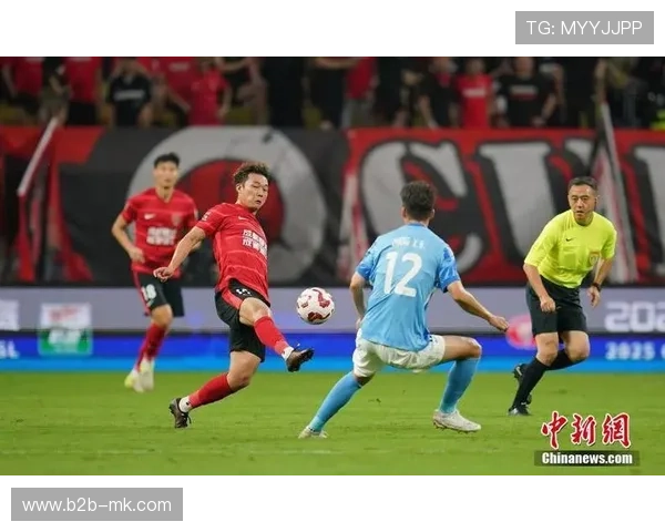 成都蓉城战平深圳新鹏城 连续两个赛季获得联赛季军