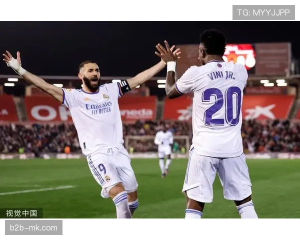 维尼修斯因轻伤缺席皇马合练,出战国家德比成疑 维尼修斯因轻伤缺席皇马合练,出战国家德比成疑